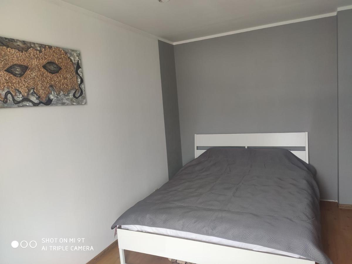 Appartamento Cozy Flat In Latvian Style Riga Esterno foto