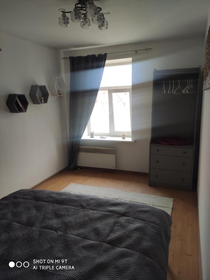 Appartamento Cozy Flat In Latvian Style Riga Esterno foto
